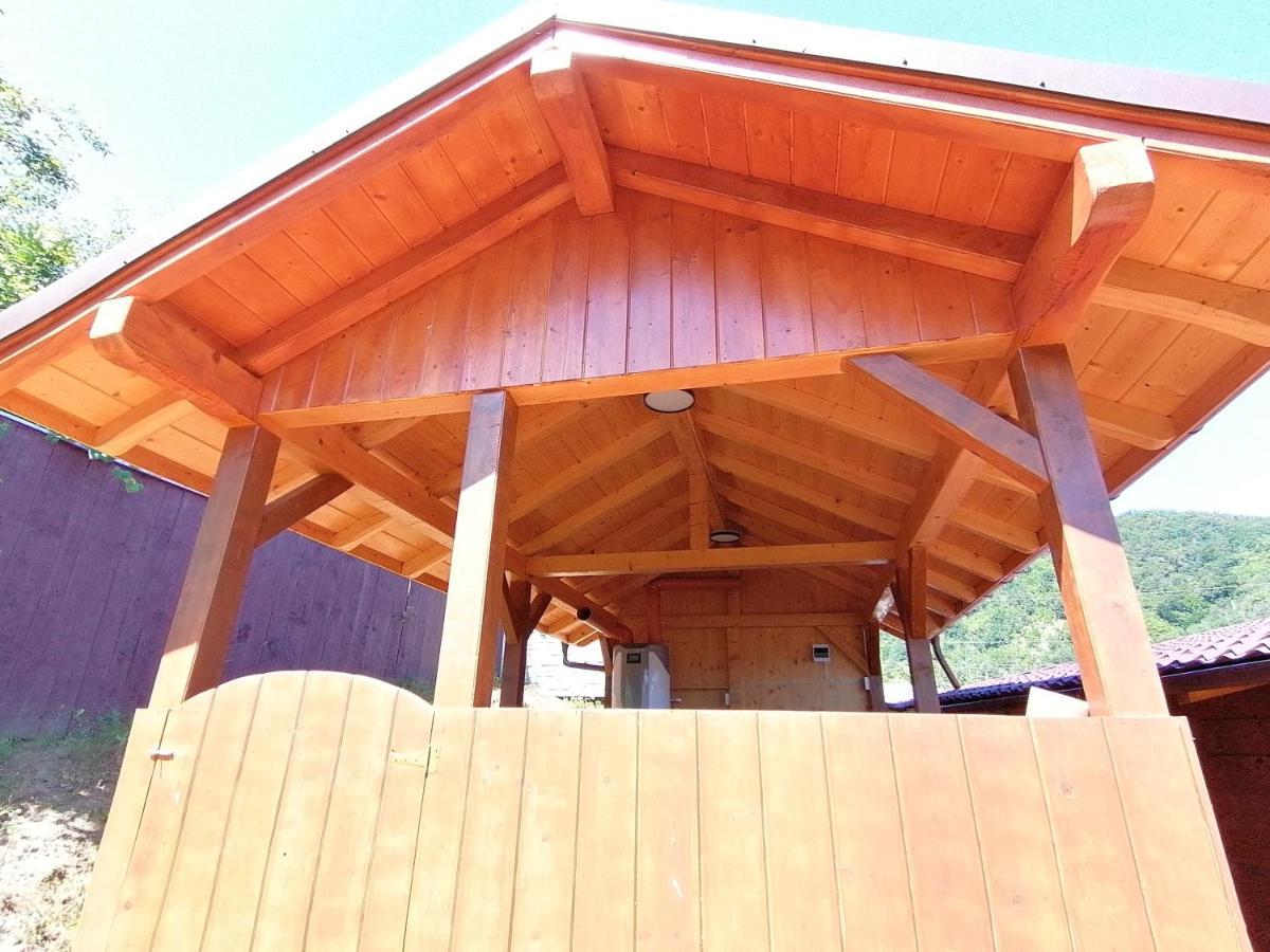 La Casuta Villa Dubova Dış mekan fotoğraf